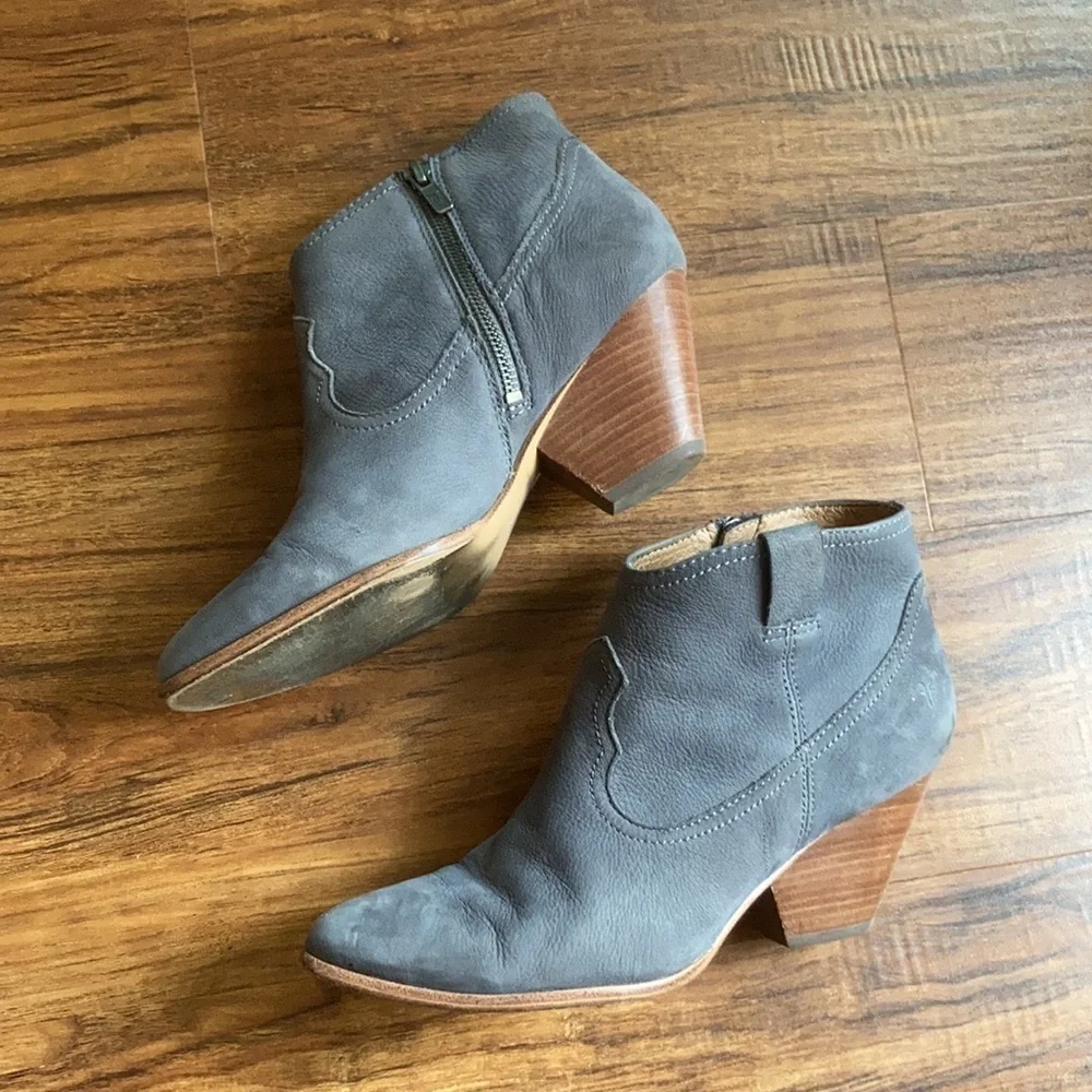 Frye gray leather booties size‎ 9.5